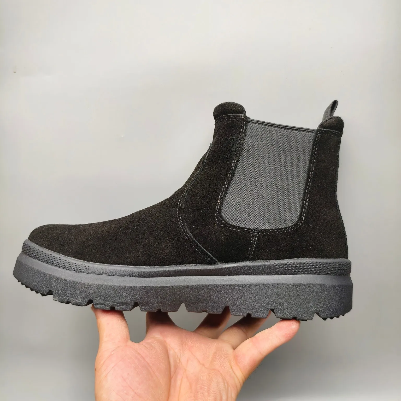 💰600 UGG sheepskin all-in-one snow boots 2050 casual mid-calf boots men's boots color: maroon black chocolate size: 39-45